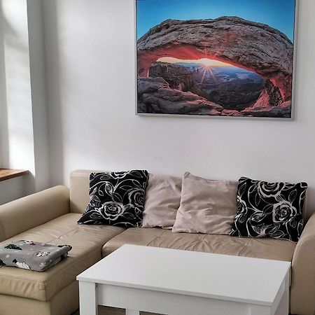 Kawalerka Blisko Gor Apartment Glucholazy Exterior photo